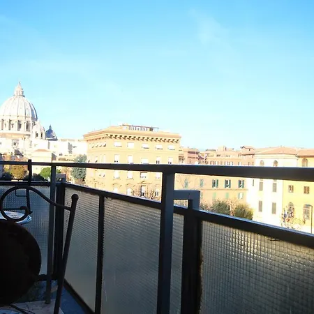 Con Vista San Pietro Appartamento
